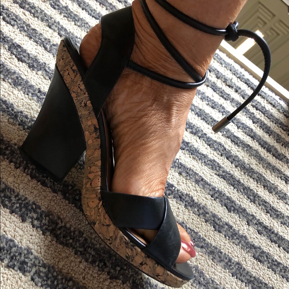 Maxstudio black with cork trim sandal